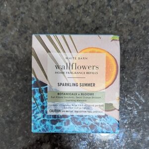 White Barn Sparkling Summer Wallflowers Refill - Blue and Orange